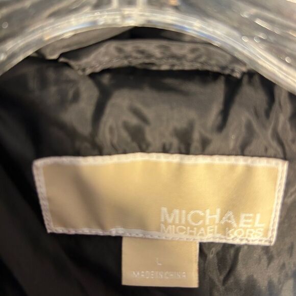 Michael Kors Ladies Quilted Trench Coat Black Large Gold Belted Hooded Jacket - Picture 4 of 16